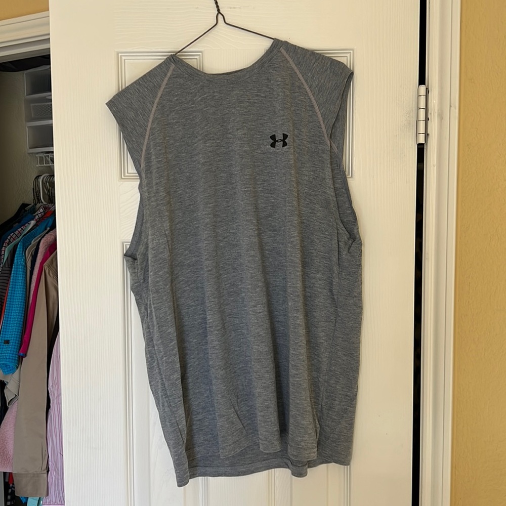Under armor workout shirt